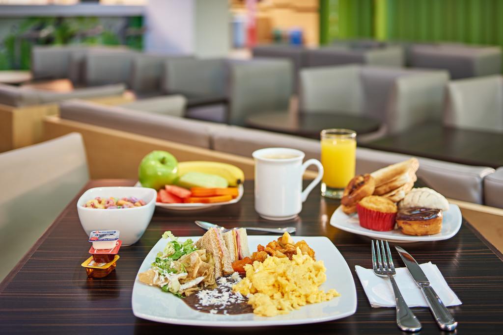 Ibis Cancun Centro Dış mekan fotoğraf